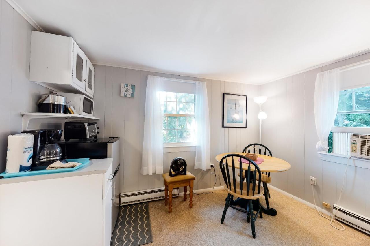 Beach Rose Guest Studio Nauset Heights Экстерьер фото